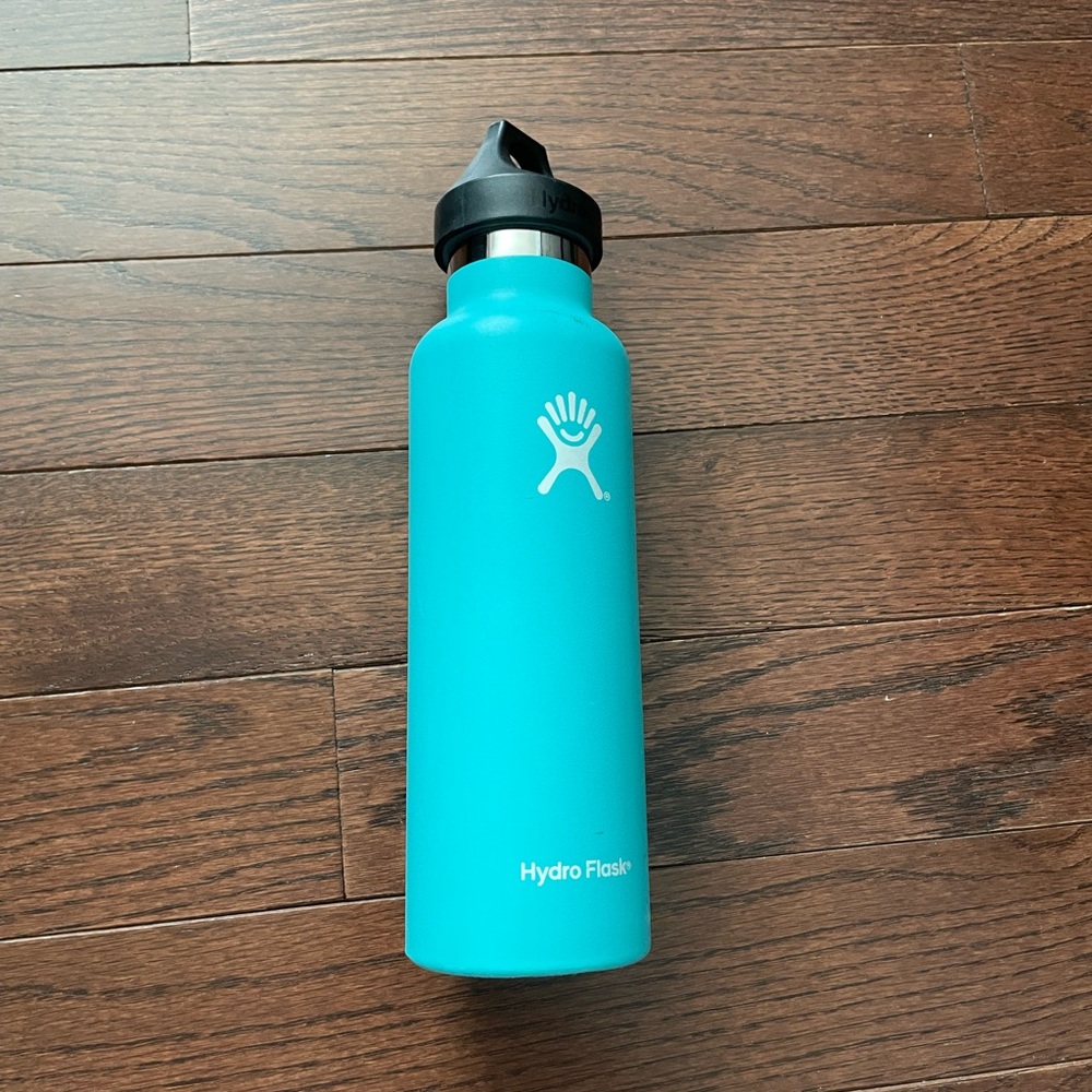 Hydro Flask Aqua Water Bottle